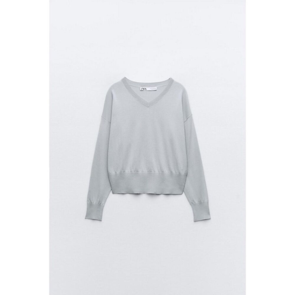 Blue Zara Basic Knit V-Neck Long Sleeve Pullover Sweater (NWT)